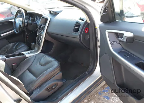 2010 Volvo Xc60 T6/T6 R-Design from USA, damaged, VIN YV4992DZXA2023130